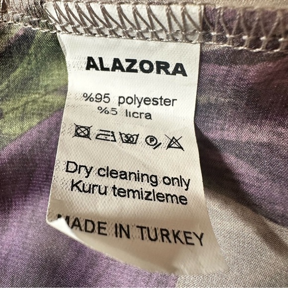 Floral Plus Size Sheer Floral Dress with Purple and Green Flowers - Picture 5 of 8